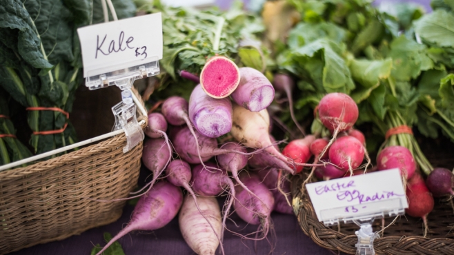 find fresh produce at farmers markets