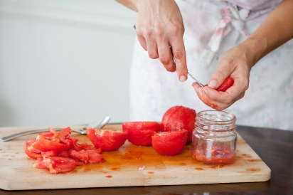 Making Tomato Chutney