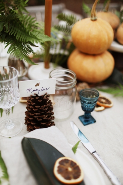 foraged tablescape