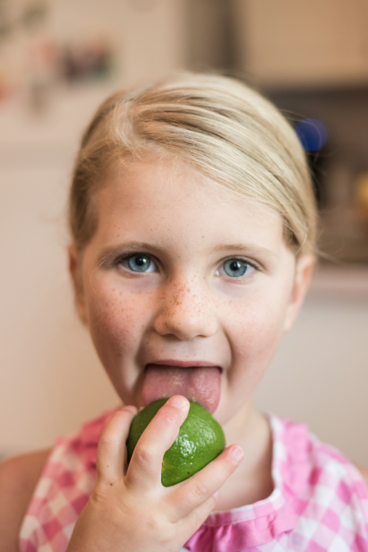 Kids and food and tasting a lime in St. Augustine Florida 