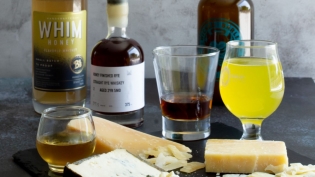 honey based beverages and cheese